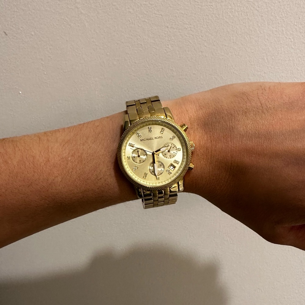 Michael kors watch with box and links